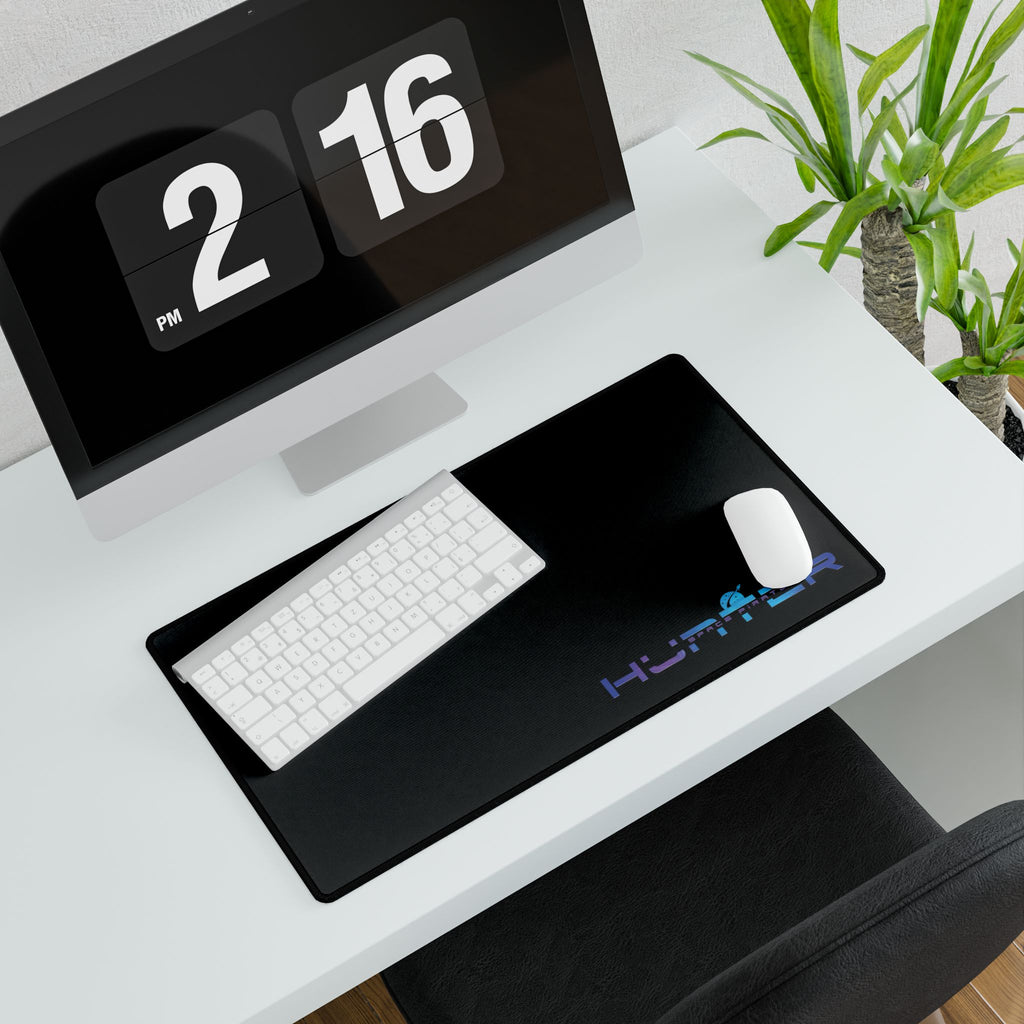 Hunter Desk Mat