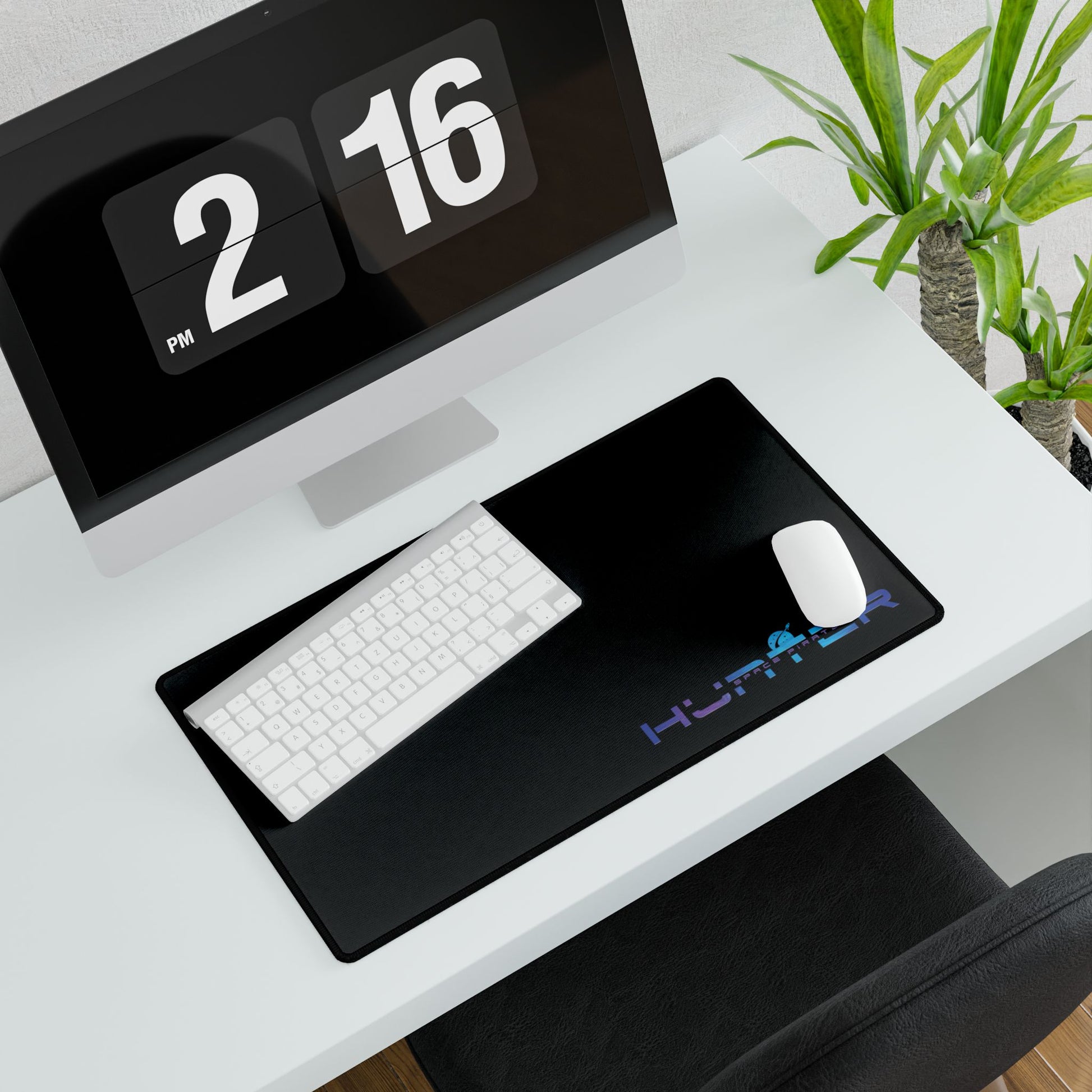 Hunter Desk Mat